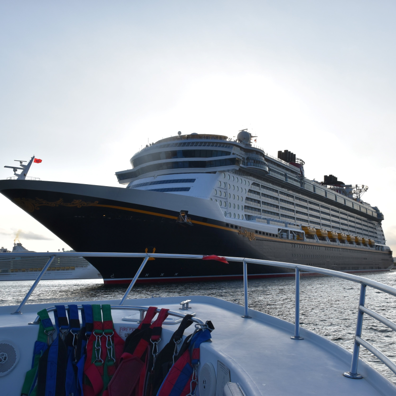 a boat sitting on top of a pier